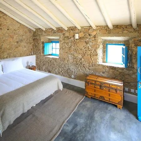 Casas Caiadas | Boutique