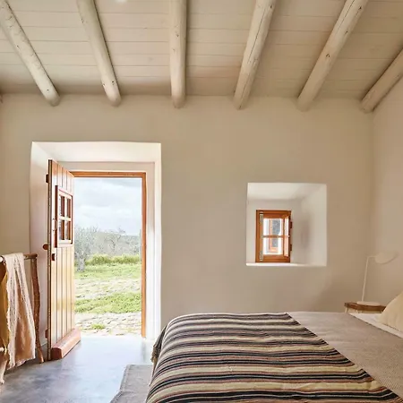 Casas Caiadas | Boutique 4* Sabugueiro (Evora)